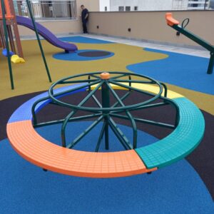 Carrossel P-63 (Gira-gira)