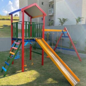 Playground de madeira - Torre 4